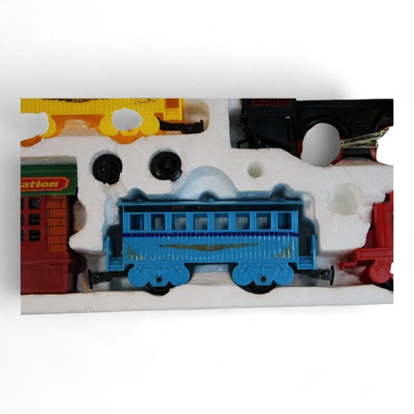 Battery Operated Western Special Train Set With Sound Station & Tracks - Picture 7 of 10